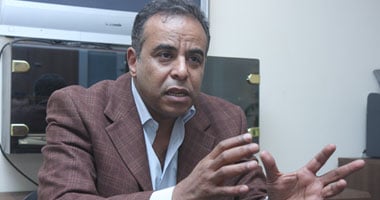 "عبدالهادى" يبحث مع ممثل الثقافة الفرنسى دعم "الوثائق القومية"
