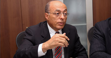 سيف اليزل: موقف "أوباما" قبل مظاهرات 30 يونيو "مائع" 