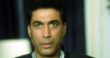منى زكى ترثى أحمد زكى فى ذكرى وفاته