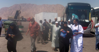 إخلاء 750 معتمراً إثر حريق بفندق قرب الحرم المكى  