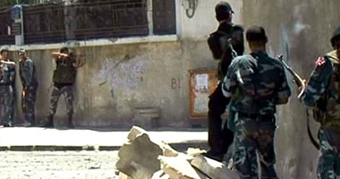 نشطاء مصر يوجهون 60 نصيحة لـ"ثوار سوريا": "قولوا لا للاستفتاءات".. "أياكم وغزوات الصناديق" و"متجيبوش سيرة المادة التانية ".. "وخدوا مرشد الإخوان السوريون رهن لحد ما تنتهى الفترة الانتقالية"