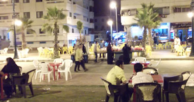سكان شارع بن راجح بحى شرق الإسكندرية يشكون من اشغالات الطريق