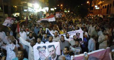 الآلاف فى مسيرة لمؤيدى الرئيس المعزول بالإسماعيلية