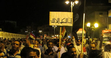 مسيرة لمؤيدى الرئيس المعزول بالسويس