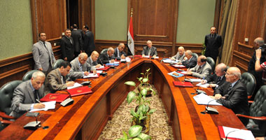 شوقى السيد: لجنة تعديل الدستور تكنوقراطية فى مجال القانون الدستورى..رئيس محكمة الاستئناف: الشعب هو مصدر السلطات والاختيار عن طريق الحاكم أو الهيئات التابعة له دون مشاركة شعبية لا يضمن حياد الأعضاء