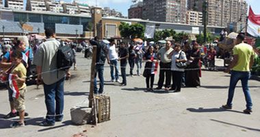 الهدوء يسود ميادين الإسكندرية وسط توافد العشرات عليها