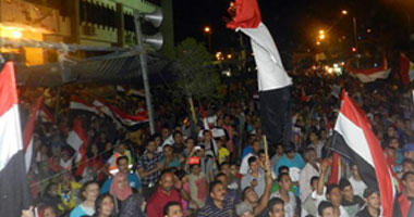 القوى السياسية بالإسماعيلية تواصل مسيراتها اليوم عقب الإفطار