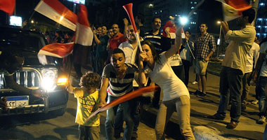 فرحة الجماهير بجامعة الدول العربية بعد خطاب السيسى 