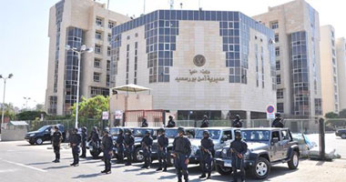 بالصور..تعزيزات أمنية لمواجهة مثيرى الشغب ببورسعيد
