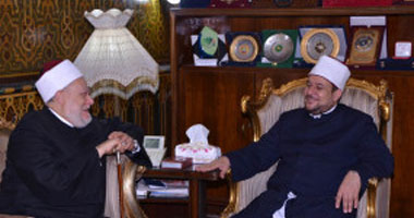 على جمعة يشيد بميثاق الشرف الدعوى ومبادرة "معا نحو مكارم الأخلاق" 