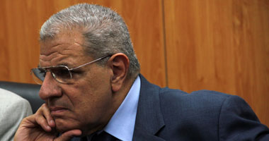 محلب خلال زيارة هيئة قضايا الدولة:الرئيس وافق على ضم عضو بالهيئة للجنة الإصلاح التشريعى.. ويؤكد:بعض الثورات بها ارتباك وهذه مرحلة وانتهت.. ووزير العدل يطالب مستشارى الهيئة بإنجاز قضايا التحكيم الدولى