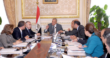 حصاد الحكومة.. وزير الصحة يتفقد التجهيزات الطبية بمشروع القناة.. والتضامن تحيل المسئولين عن الإهمال بدور الأيتام للنيابة.. والرى تبدأ إنشاء مشروعات بـ68مليونا.. وقرار مبدئى ببدء الدراسة20سبتمبر