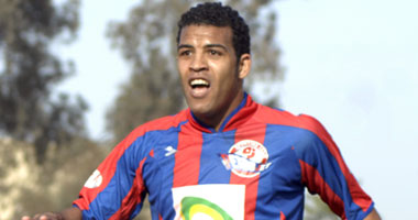جماهير الزمالك تحتجز سيد حمدى بإحدى عمارات الجبل الأخضر