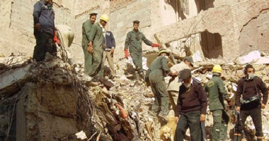 ارتفاع ضحايا عمارة الأقصر إلى 16 قتيلاً و21 مصاباً