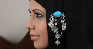بالصور .. اكسسوارات عمولة للمرأة المميزة