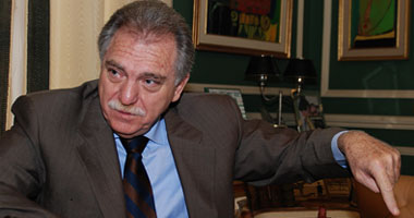 عمومية طارئة بالوفد لحسم رئاسة أباظة للحزب