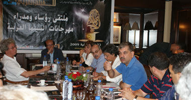بالصور.. كواليس 8 ليالى فى ضيافة وهران