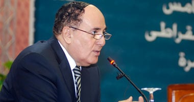 "الوطنى" يتلقى طلبات الترشح "للشعب" غداً السبت