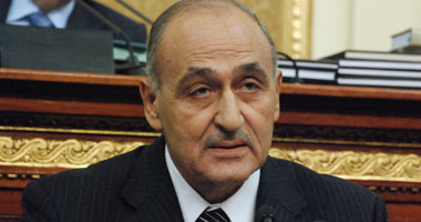 مرشح الغد بقصر النيل يواجه منافسه "الوطنى" بـCD