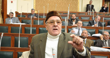 عمران مجاهد يتقدم باستقالته من "الوفد"