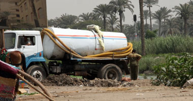 بعد تحقيق "اليوم السابع" حول إلقاء المخلفات الصناعية بنهر النيل..أهالى منيل شيحة يستغيثون بالبيئة..وسؤال برلمانى لحكومة نظيف..وجمعية "حماة النهر" تطالب بإصدار قرار لإنشاء مجلس قومى لحمايته من التلوث 