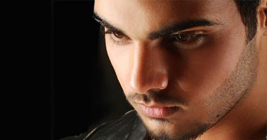 جوزيف عطية يغنى لـ "الرجل الغامض بسلامته"