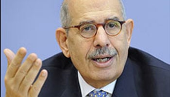 "البرادعى" يعتذر عن زيارة صحفيى الدستور