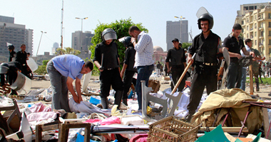 مصدر أمنى: القبض على 82 من المعتصمين فى التحرير