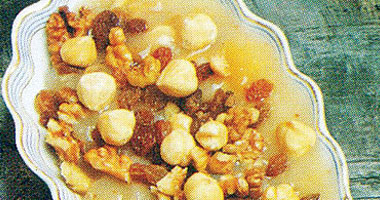 طريقة عمل طاجن المسقعة بالصنوبر الجيريتان 