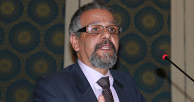 المكتب القانونى للمصريين بالخارج يطالب بإلغاء قرارات المنع من السفر 