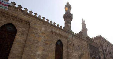 خطب الجمعة اليوم.. إمام الجمعية الشرعية: مصر ليست "كافرة".. وخطيب الأزهر: التصرفات "الخاطئة" تشوه صورة الإسلام.. "الاستقامة": على المسلم التمسك بـالقدوة الحسنة.. و"النور": الضمير أهم من الطعام والشراب