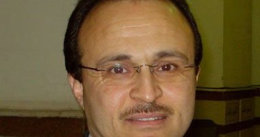   الشاعر محمد أبو المجد فى ذمة الله