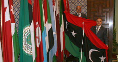 الجامعة العربية تعتمد اسم ليبيا الجديد وترفع علم الاستقلال