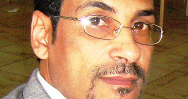 كاتب ليبى: قلقون من "الإسلاميين" بعدما ساعدوا فى هزيمة "القذافى" 