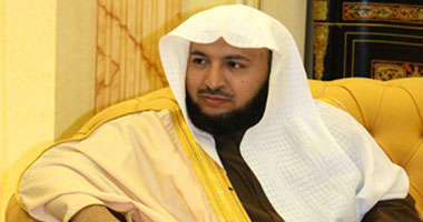 الزهرانى للإمام الأكبر: الأزهر قلعة شامخة يأوى إليها المسلمين فى العالم