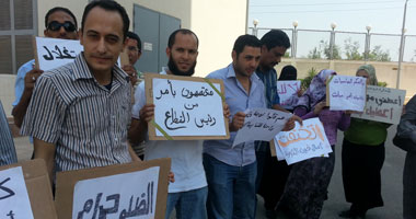إضراب عاملى المصرية للكهرباء بدمنهور احتجاجا على نفوذ حرم الوزير