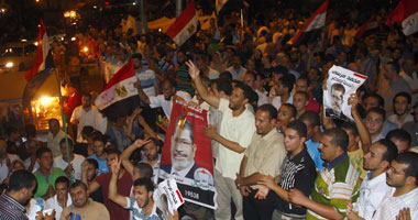 لليوم الرابع.. مؤيدو "مرسى" يواصلون احتفالهم بـ"التحرير"