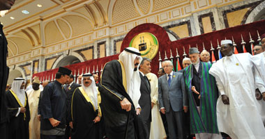 صحف السعودية: قمة العالم الإسلامى بمكة المكرمة مرحلة فارقة فى تاريخ الأمة برغم الجروح النافذة فى سوريا وفلسطين وبورما.. ومليارا مسلم يحلمون بلم الشمل.. والعالم يضع فى حساباته دول الإسلام كمحرك للعالم