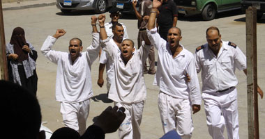 جنح مصر الجديدة تواصل محاكمة المتهمين بالاعتداء على موكب الرئيس