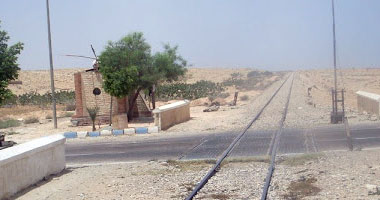 عامل مزلقان ينجح فى منع وقوع كارثة قطار جديدة فى المنيا