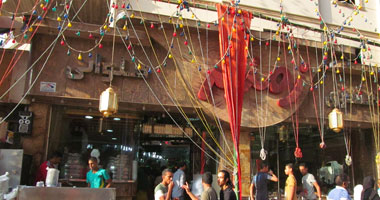 العيد يهب قبلة الحياة لمحلات الكشرى بعد شهر غياب