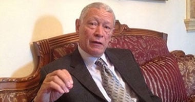 "تعديل الدستور" تدرس فكرة مد عملها بسبب الأوضاع الحالية