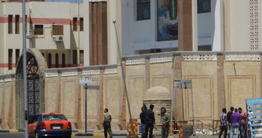 استنفار أمنى مكثف بالمنشآت الحيوية بالمنوفية والأهالى يؤمنون الكنائس