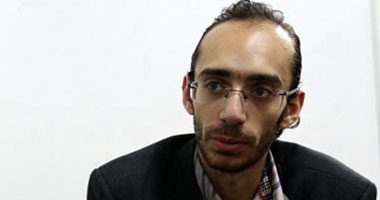 محمد عبد العزيز: هناك مخارج قانونية للإفراج عن الشباب المحبوس احتياطيًا