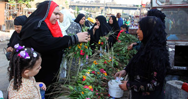 زيارة المقابر فى العيد.. عادة ترجع للفراعنة