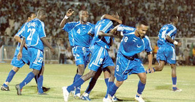 الهلال يفوز على مازيمبى وينذر الزمالك بدورى الأبطال