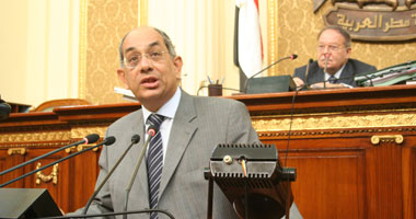غالى: بدء المرحلة الثالثة من مشروع السداد الإلكترونى للضرائب