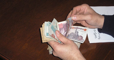 يكفيك شر الفلوس..كيف تتجنب أخطر الأمراض التى يسببها تداول النقود؟