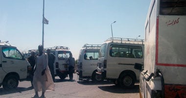 سائق ميكروباص يقتل زميله لخلافهما على تحميل الركاب بالقناطر