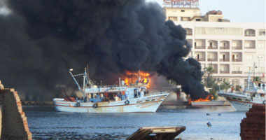 مصرع شخص واحتراق 3 لنشات فى مواجهة بين الأمن ومهربى السولار بدمياط